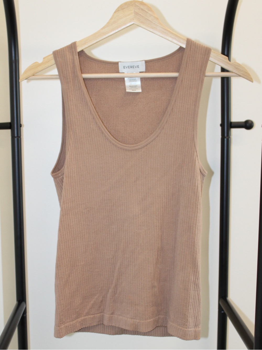 Evereve Ribbed Scoop Neck Tank Top in Chocolate Brown